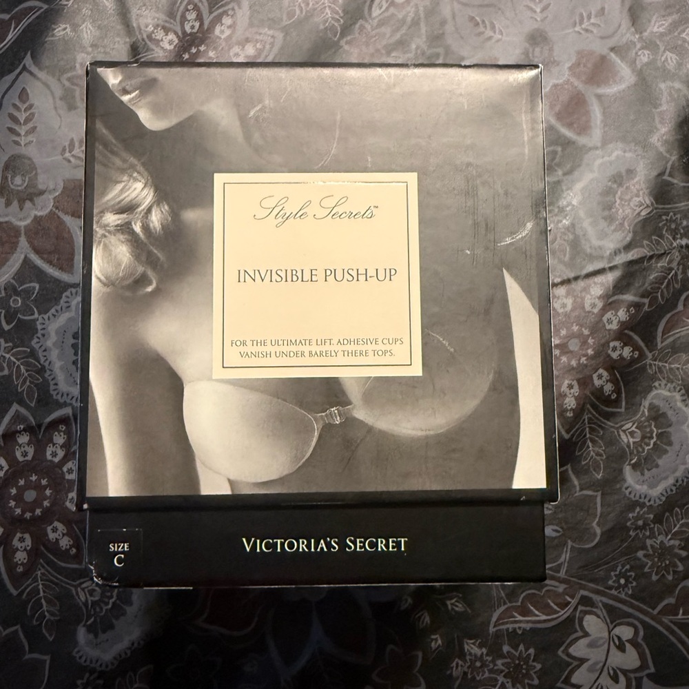 Victoria's Secret Style Secrets Invisible Push-Up Bra - Cream